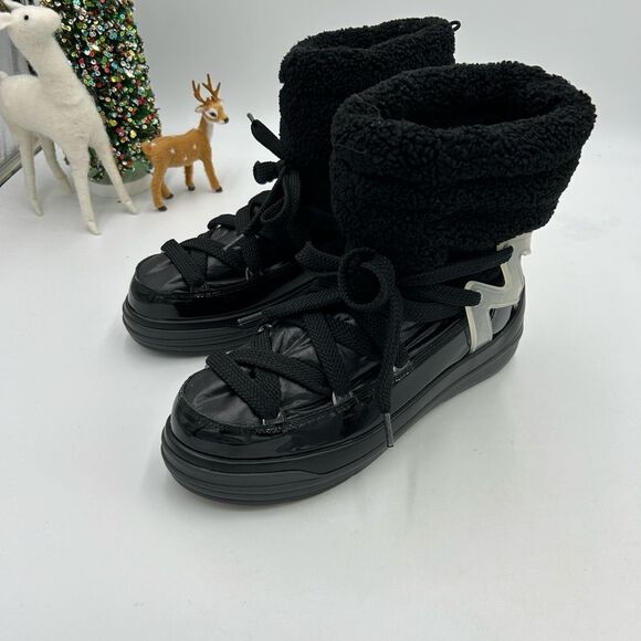 Women’s Moncler fleece  lined snow boots  size 10 - Picture 1 of 10